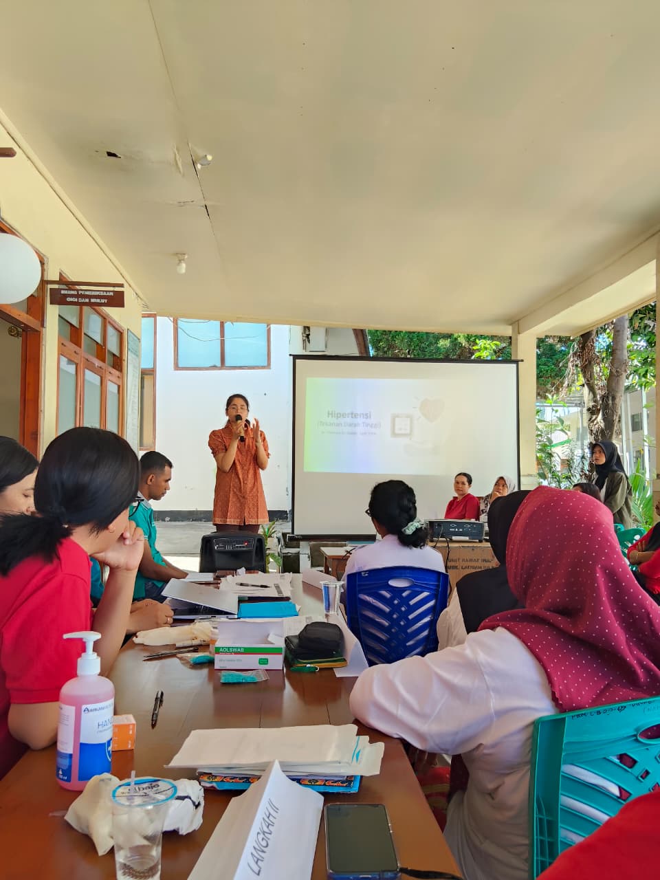INOVASI KELAS seHaTi ( SEHAT TANPA HIPERTENSI) PUSKESMAS LABUAN BAJO